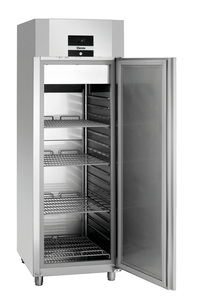 Refrigerator 700 GN210